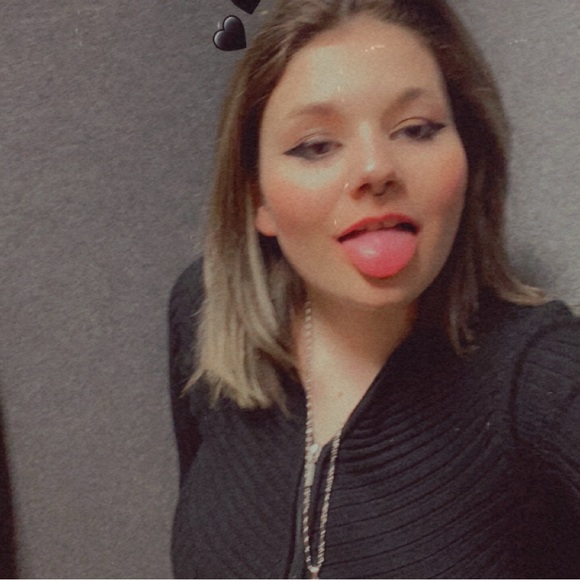 Longue sleeve shirt, black with a V-neck plus a zip - Picture 2 of 2